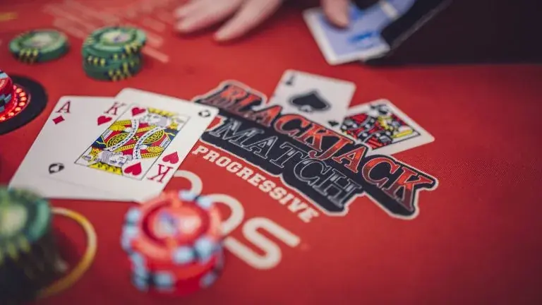 Sloto Cash casino blackjack
